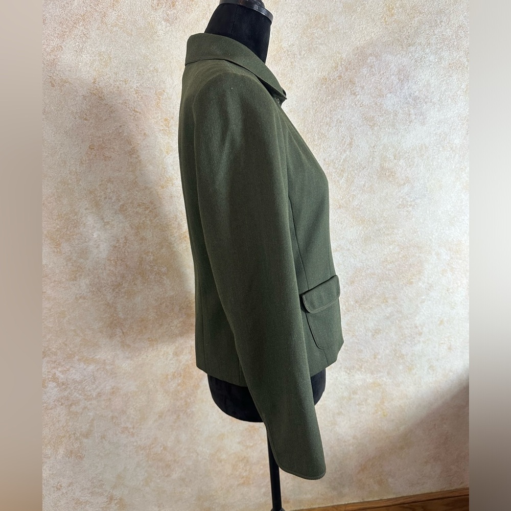 Jacket - Picture 2 of 5